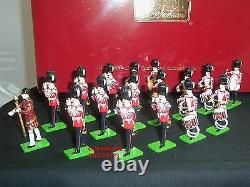 Britains 41175 Grenadier Guards Drum And Fife Band Metal Toy Soldier Figure Set