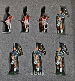 Britains 48004 Pipes and Drums Queen's Highlanders, Limited Edition, Boxed