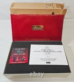 Britains 48004 Pipes and Drums Queen's Highlanders, Limited Edition, Boxed