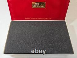 Britains 48004 Pipes and Drums Queen's Highlanders, Limited Edition, Boxed