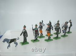 Britains 5192 Royal Irish Rangers + Mascot 10 Piece Limited Edition Soldier Band