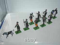 Britains 5192 Royal Irish Rangers + Mascot 10 Piece Limited Edition Soldier Band