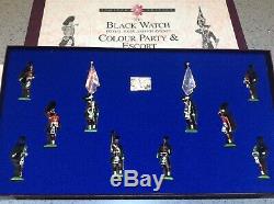 Britains 5297 THE BLACK WATCH (ROYAL HIGHLAND REGIMENT) COLOUR PARTY AND ESCORT