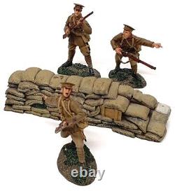 Britains 54mm 17648 British 4th Btn 1st Royal Fusiliers Firing Line 2 With Bar