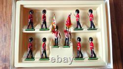Britains 7207 Scots Guards Drums Colour Party 10 Metal Hand Painted Figures NEW