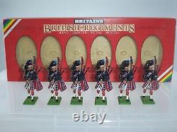 Britains 7241 British Scots Guards Regiment Ceremonial Pipers Metal Soldier Set
