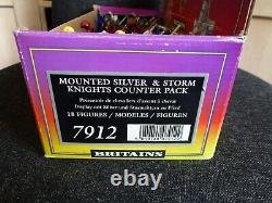 Britains 7912 Mounted Silver & Storm Knights Counter Pack
