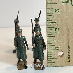 Britains 7 toy soldiers ITALIAN Infantry PRE WAR set # 1435 Made In England