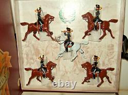 Britains 8813 Centenary 2 Tier set 13th Hussars & The Royal Fusiliers in 54mm