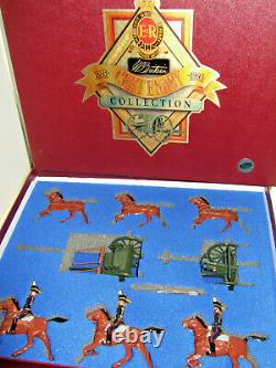 Britains 8825 Gun Team, Royal Horse Artillery, Kings Troop, in Fitted Box in 54mm