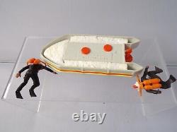 Britains 9692 Police Frogman Dinghy Rare Detail Model