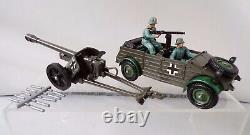 Britains 9788 Army Group Kubelwagen & German Field Gun WW2 Soldiers 1.32 Deetail