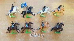 Britains ACW deetail Federal cavalry x 8 (lot 3489)