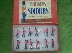 Britains Band of the Line 12 pieces (Set #27) Roan Box
