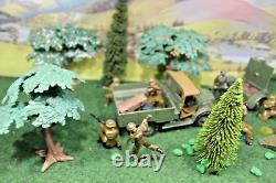 Britains Beetle lorry with trailor+firing Cannon+ammo boxes+9 Metal soldiers