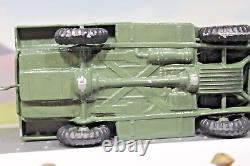 Britains Beetle lorry with trailor+firing Cannon+ammo boxes+9 Metal soldiers