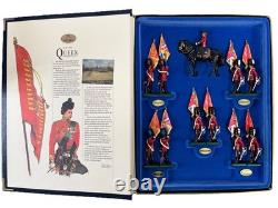 Britains Box Set 5801 Trooping the Colour Queen Elizabeth II Guards toy soldiers
