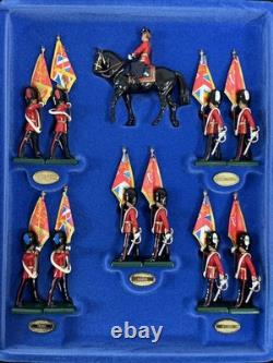 Britains Box Set 5801 Trooping the Colour Queen Elizabeth II Guards toy soldiers