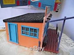 Britains Buildings 4725 Wild West City Jail With Box Swoppets Cowboys