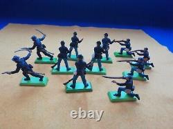 Britains Civil War Union Soldiers An Army of 30 Items 1.32 Preloved