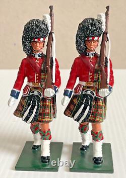 Britains Colour Party 1st Bn. Queens Own Cameron Highlanders 79th, 54mm #48006