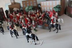 Britains/Corgi HRH Queen Elizabeth/Duke Edinburgh Household cavalry unique tin