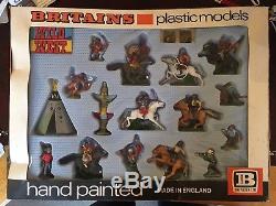 Britains Cowboy & indian Set 7630 In Very Good Condition