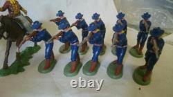 Britains Cowboys American Wild West 1970s 22 plastic figures Hong Kong