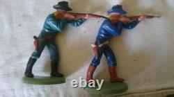 Britains Cowboys American Wild West 1970s 22 plastic figures Hong Kong