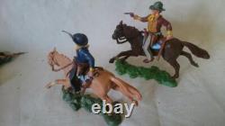 Britains Cowboys American Wild West 1970s 22 plastic figures Hong Kong