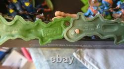 Britains Cowboys American Wild West 1970s 22 plastic figures Hong Kong