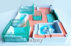 Britains Deetail 4712 Zoo Model Zoo Playset and Box