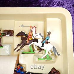Britains Deetail 7422 Wild West Covered Wagon Action Set 1996