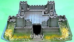 Britains Deetail 7791 Sword Castle Knights of the Sword mint in unopened MIB