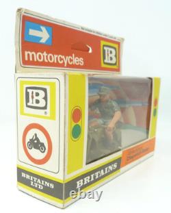 Britains Deetail 9694 Afrika Korps Dispatch Rider 132 Scale