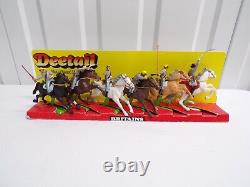 Britains Deetail ACW Mounted Confederate Soldiers On Red Yellow Header Card