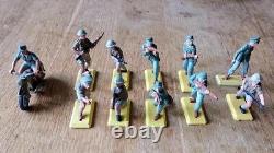 Britains Deetail Afrika Korp Dispatch Rider 9694 + Figures 8th Army/Afrika Korp