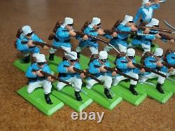 Britains Deetail, French Foreign Legion Infantry X 14.1/32 Scale Toy Soldiers