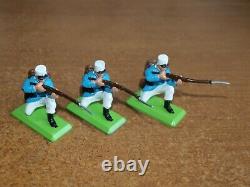 Britains Deetail, French Foreign Legion Infantry X 14.1/32 Scale Toy Soldiers