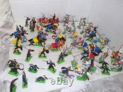 Britains Deetail Knights Of The Sword -11 Mounted, 26 Foot, Turks 9 Mtd 14 Ft