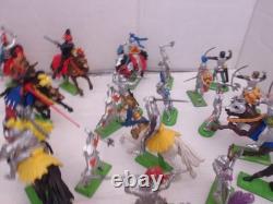 Britains Deetail Knights Of The Sword -11 Mounted, 26 Foot, Turks 9 Mtd 14 Ft Britains Deetail Knights Of The Sword -11 Mounted, 26 Foot, Turks 9 Mtd 14 Ft