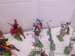 Britains Deetail Knights Of The Sword -11 Mounted, 26 Foot, Turks 9 Mtd 14 Ft