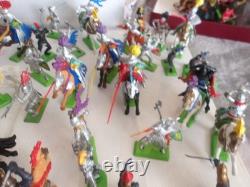 Britains Deetail Knights Of The Sword -11 Mounted, 26 Foot, Turks 9 Mtd 14 Ft