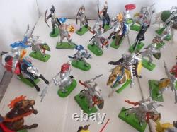 Britains Deetail Knights Of The Sword -11 Mounted, 26 Foot, Turks 9 Mtd 14 Ft