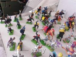 Britains Deetail Knights Of The Sword -11 Mounted, 26 Foot, Turks 9 Mtd 14 Ft