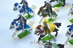 Britains Deetail Knights Of The Sword Knights On A Horses X 18