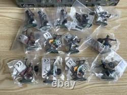 Britains Deetail, Knights & Saracens, Toy Soldiers, In Original Trade Box. 1/32
