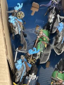 Britains Deetail, Knights & Saracens, Toy Soldiers, In Original Trade Box. 1/32