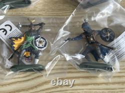 Britains Deetail, Knights & Saracens, Toy Soldiers, In Original Trade Box. 1/32