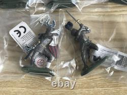 Britains Deetail, Knights & Saracens, Toy Soldiers, In Original Trade Box. 1/32